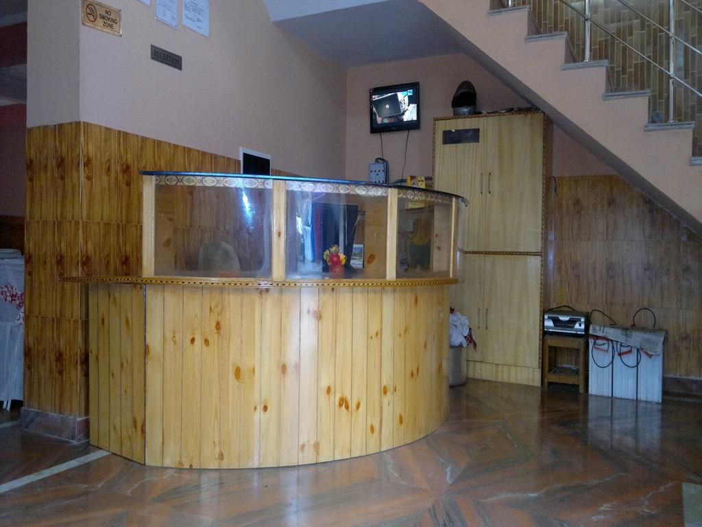 Himgiri Resort Nagchala Ngoại thất bức ảnh