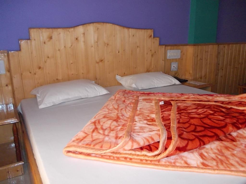 Himgiri Resort Nagchala Phòng bức ảnh