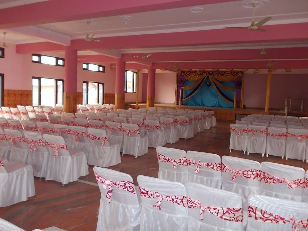 Himgiri Resort Nagchala Ngoại thất bức ảnh